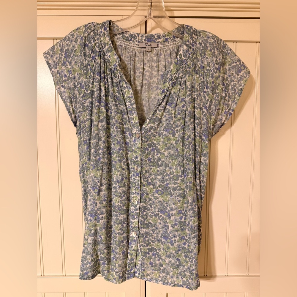 Rails Blue & Green Floral Button-Front Blouse